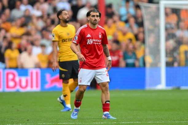 他們被迫進 他們被迫進